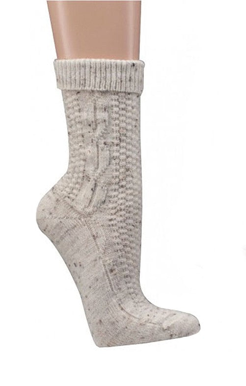 Traditional socks with cable pattern