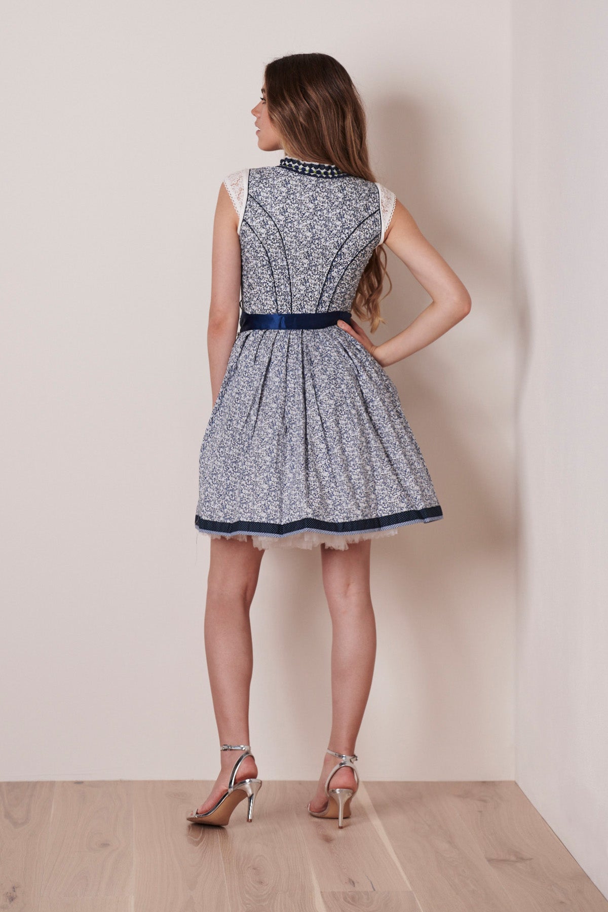 Dirndl - Dirndl Linora - Dirndl.com