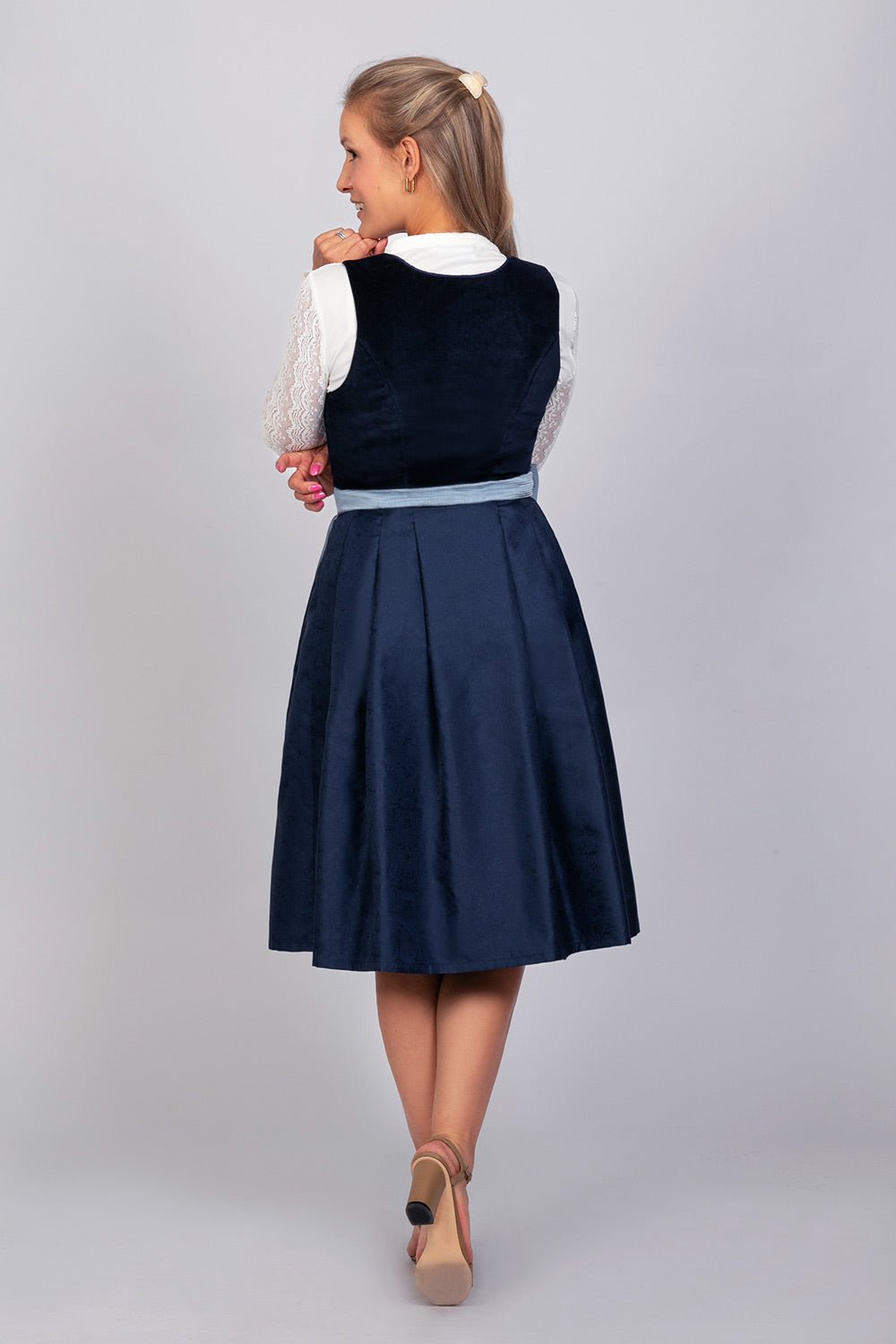 Dirndl - Midi Dirndl Luna Samt Blau - Dirndl.com
