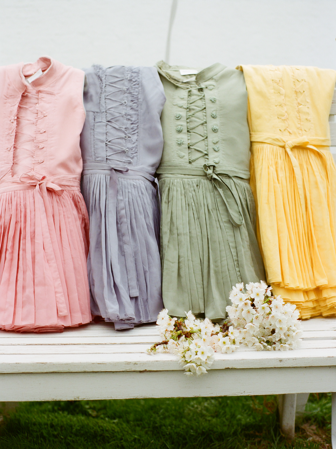 Dirndl Frühlingsfest Farben Stillife