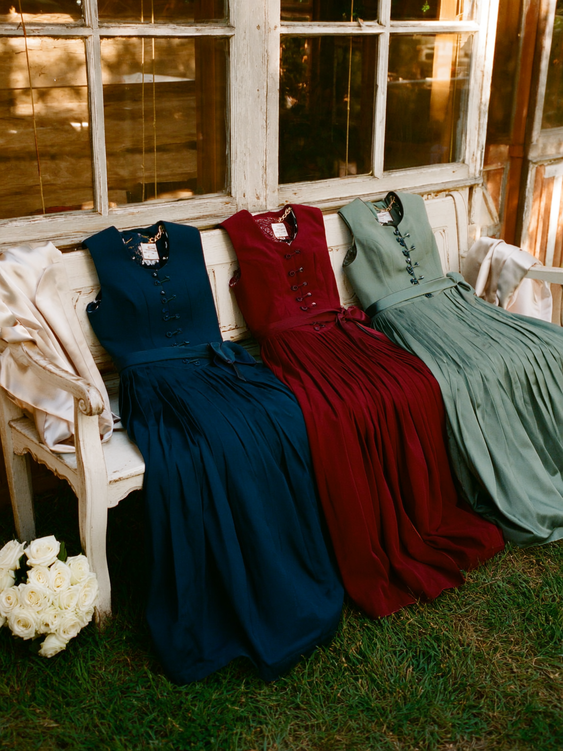 Hochzeitsdirndl Farben Stillife