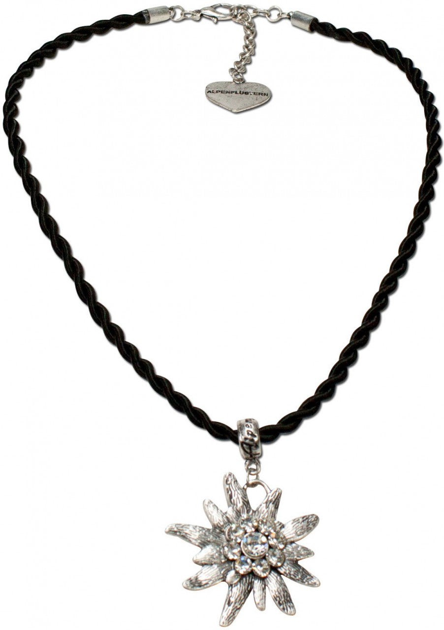 Traditional necklace Amelie black