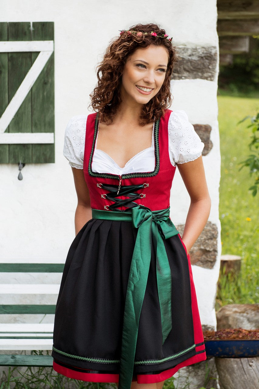 Dirndl Dani