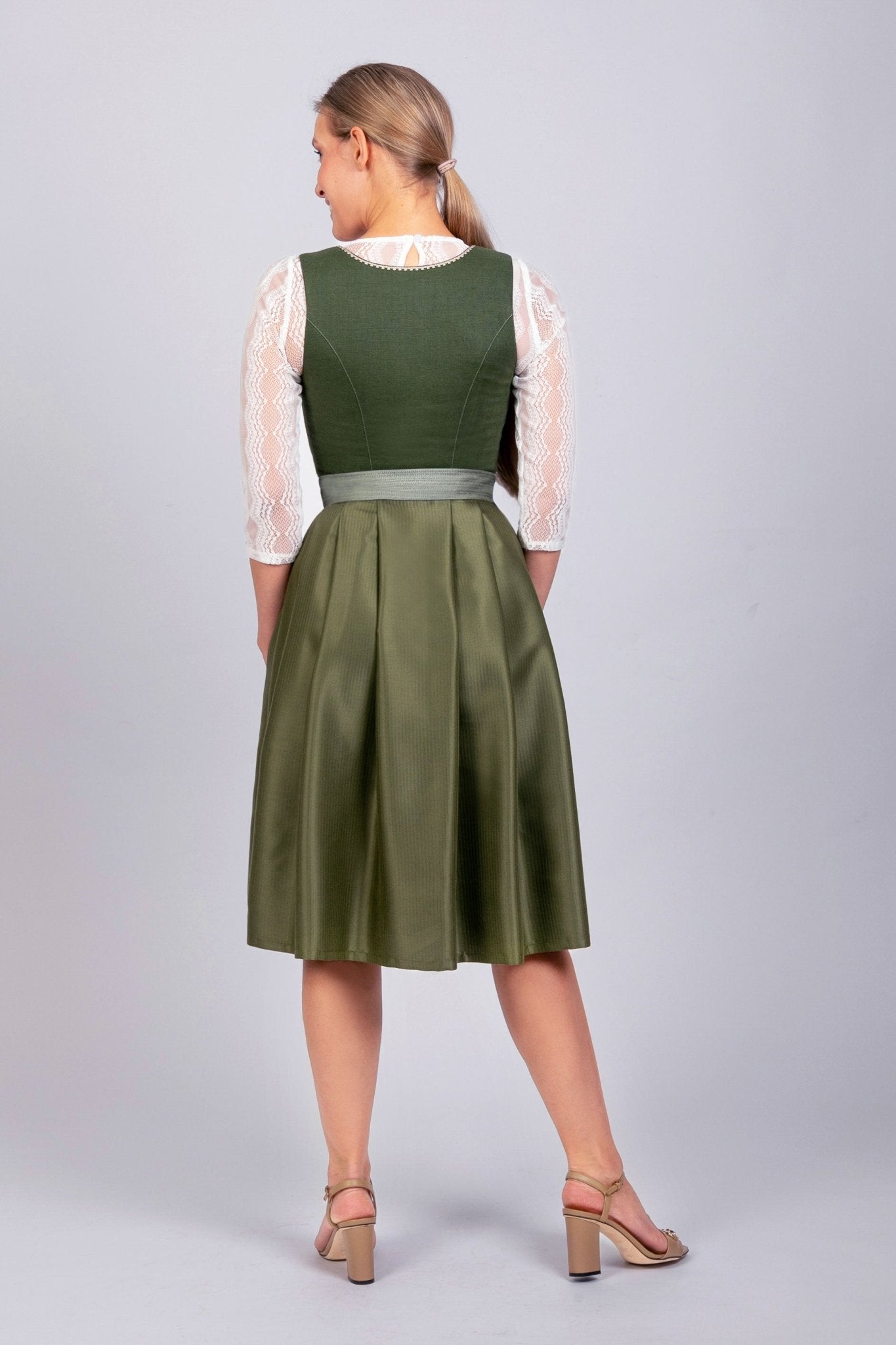 Midi Dirndl Anni Leinen  Dirndl | dirndl.com
