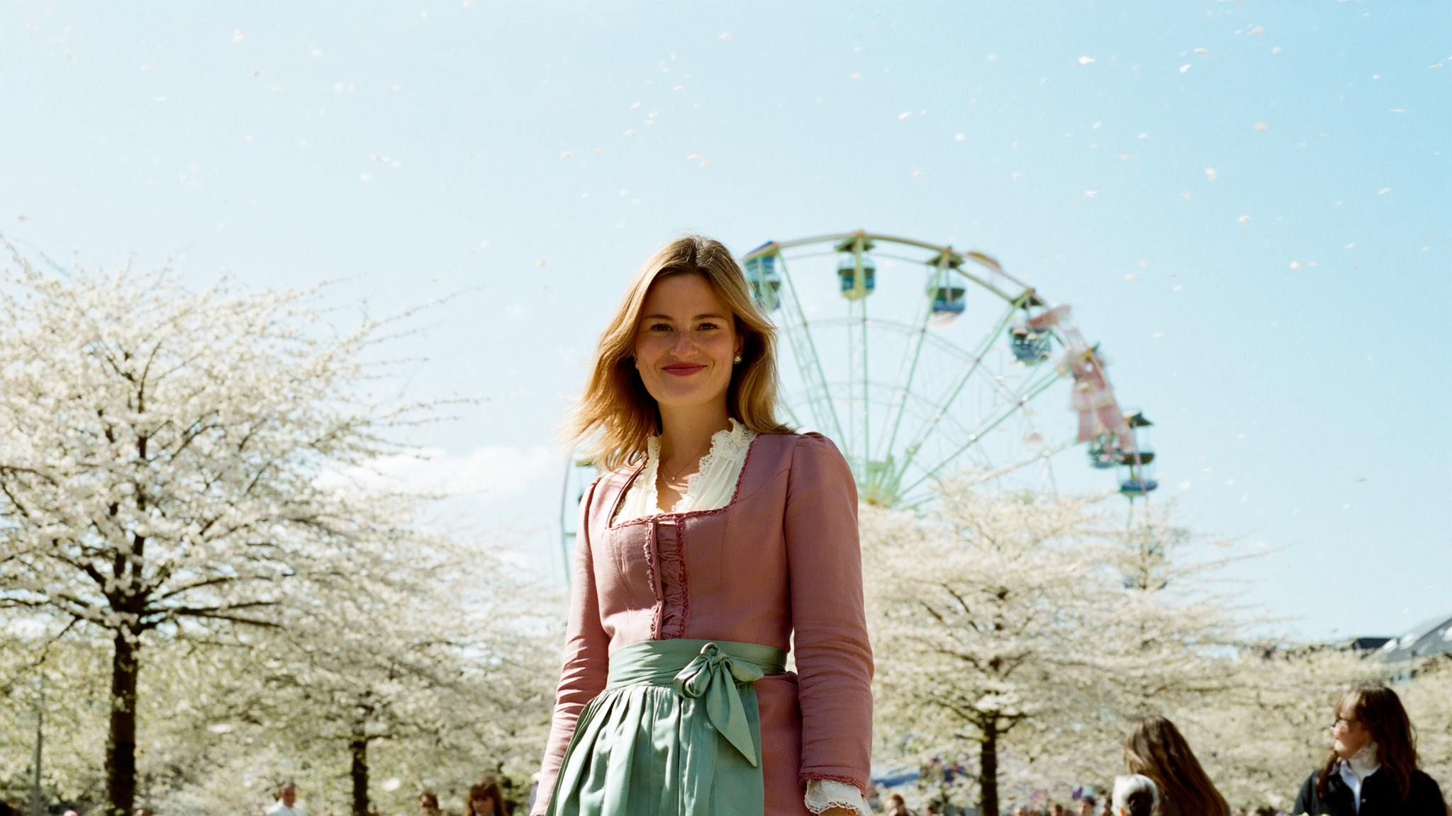 Dirndl Frühlingsfest Editorial